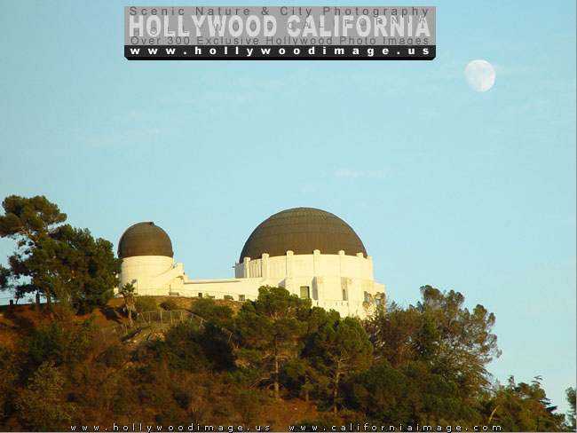 Griffith-park-observatory-and-moon-2