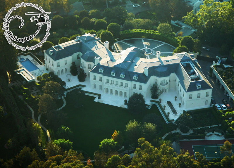 aaron-spelling-mansion-helicopter-6