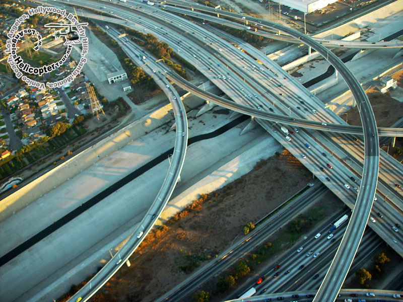 los-angeles-freeway-helicopter